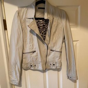 SIGNATURE CREAM LEATHER JACKET